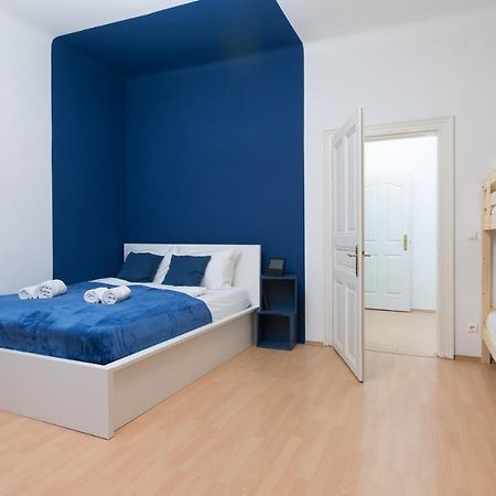 Spacious 2 Bedrooms Apartment In 4Th District Near Karlskirche Vídeň Exteriér fotografie
