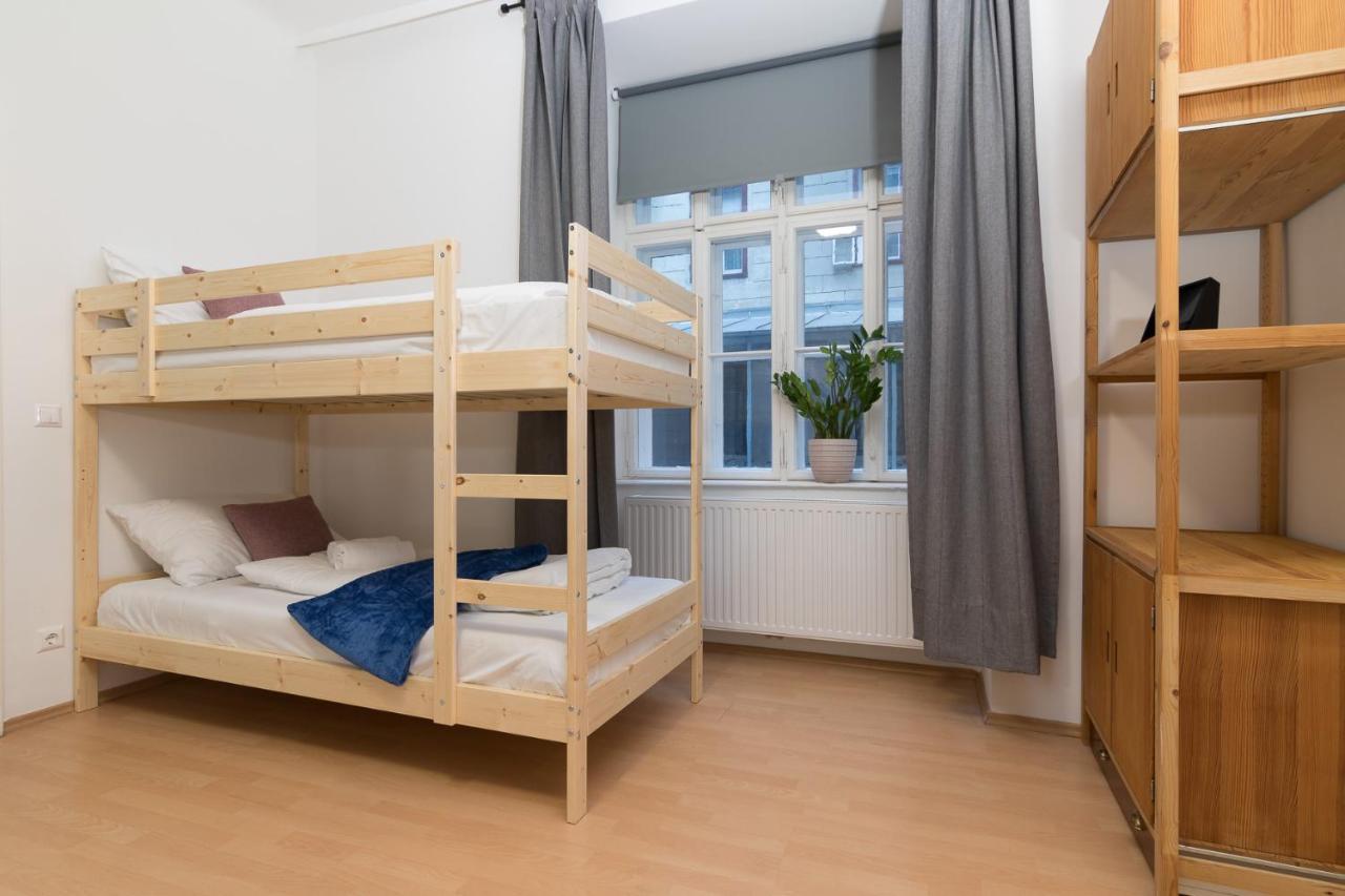Spacious 2 Bedrooms Apartment In 4Th District Near Karlskirche Vídeň Exteriér fotografie