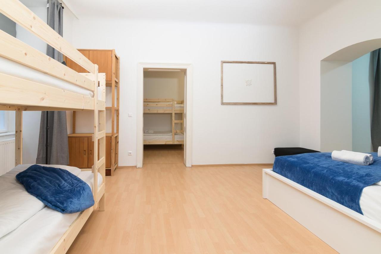 Spacious 2 Bedrooms Apartment In 4Th District Near Karlskirche Vídeň Exteriér fotografie